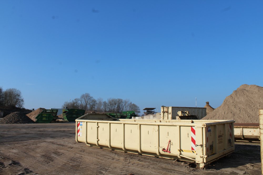 Mulden / Container 12 Mulden / Container - Bild 12
